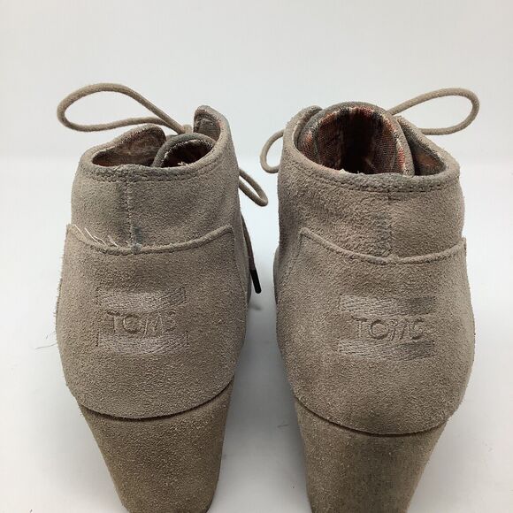 TOMS Wedge Bootie Womens 10 Beige Suede Wedge Ankle Booties Lace Up Desert Taupe - Picture 4 of 16